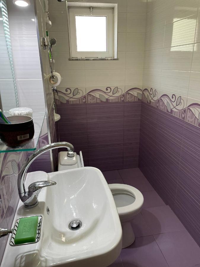 Apartmán Lovely One-bedroom With Private Entrance