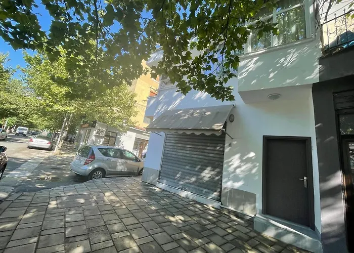 Lovely One-Bedroom Apartment With Private Entrance
