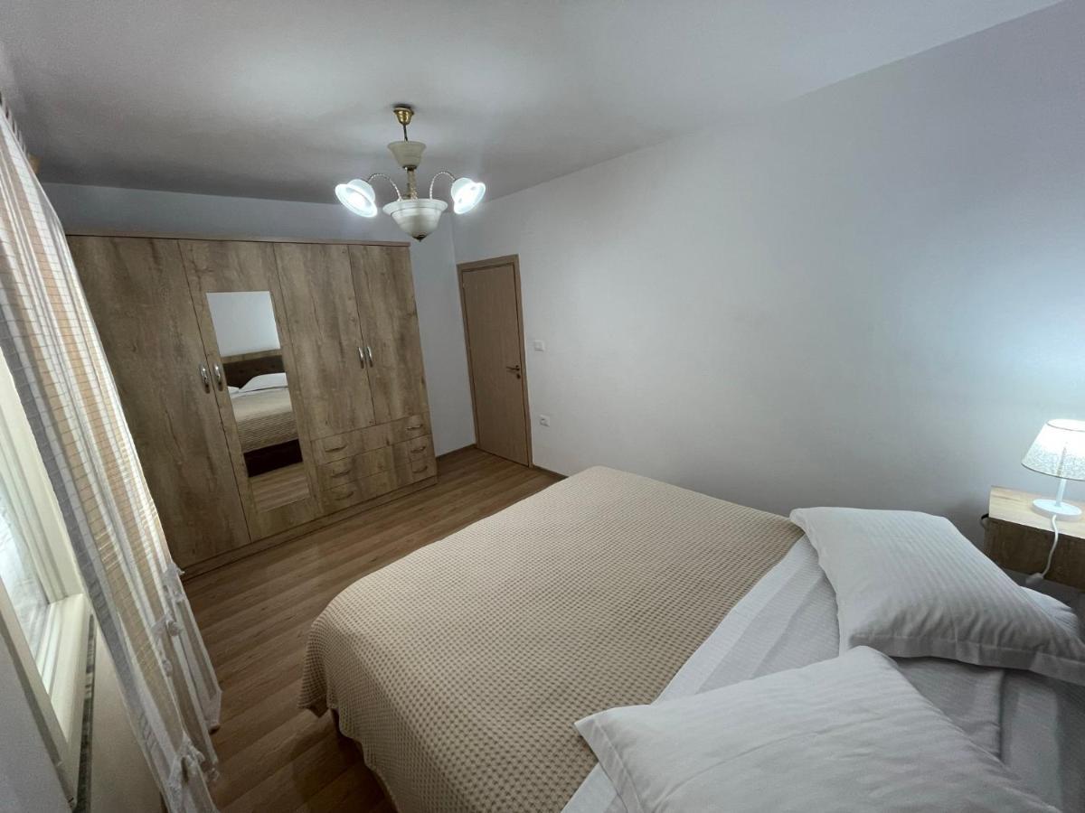 Lovely One-bedroom With Private Entrance * Tirana